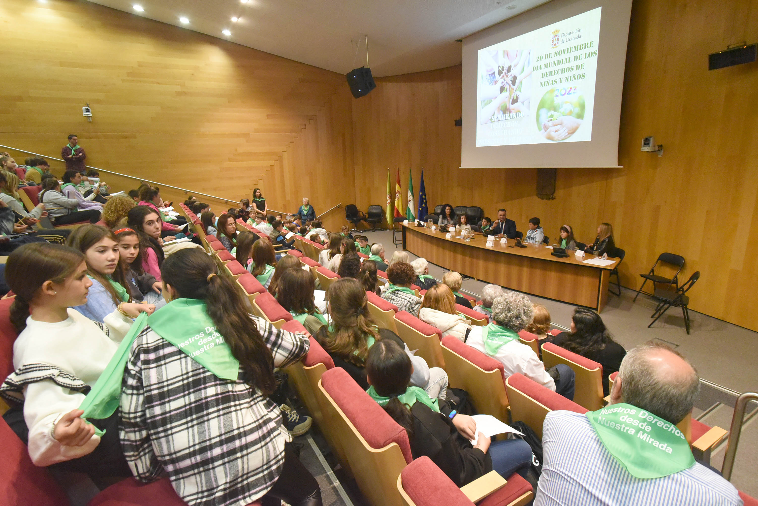 La Diputación de Granada celebra el Día Mundial de los Derechos de las Niñas y Niños con el anuncio de la creación de una Consejo Provincial de la Infancia